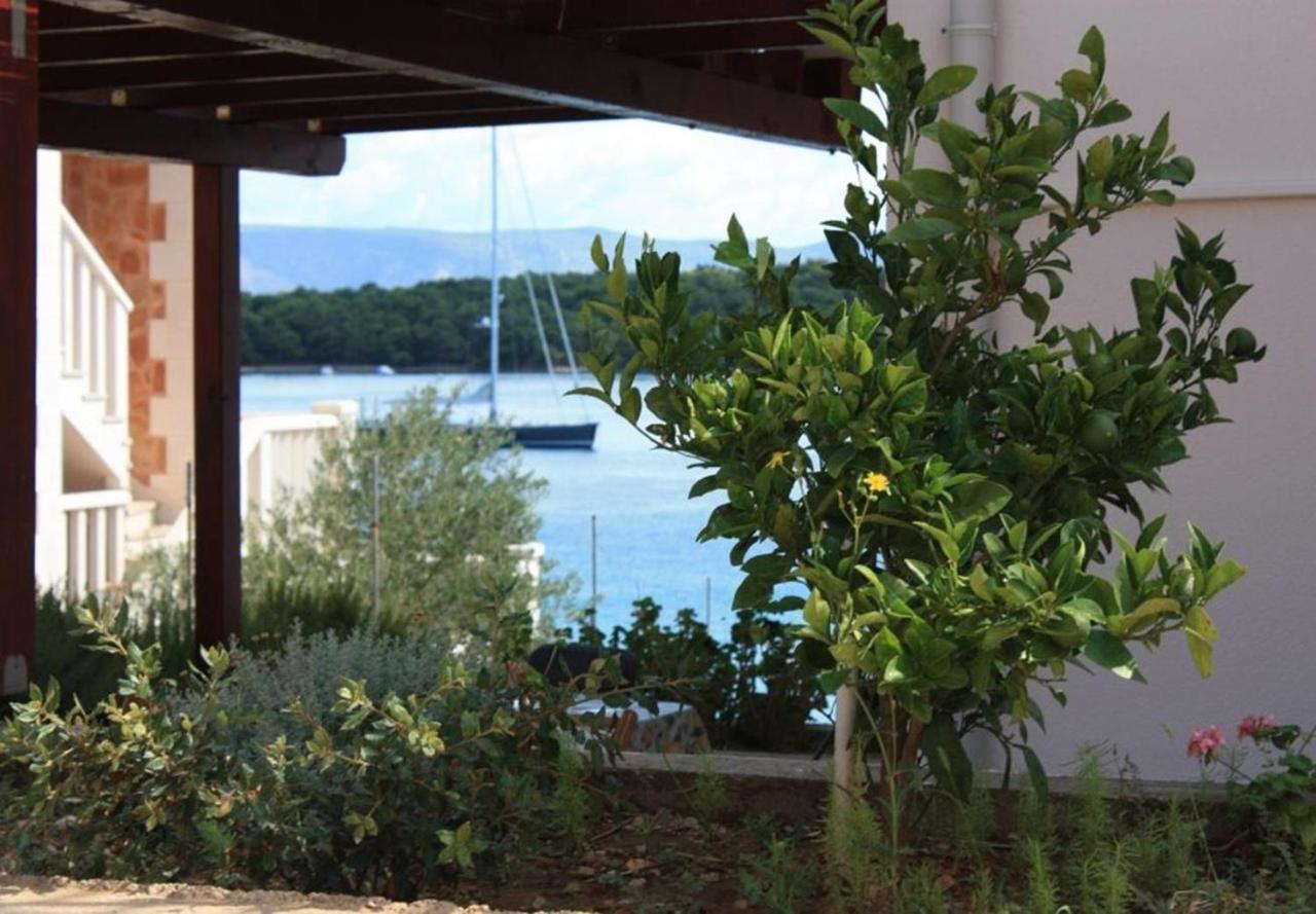 Niko Apartment Jelsa (Hvar)