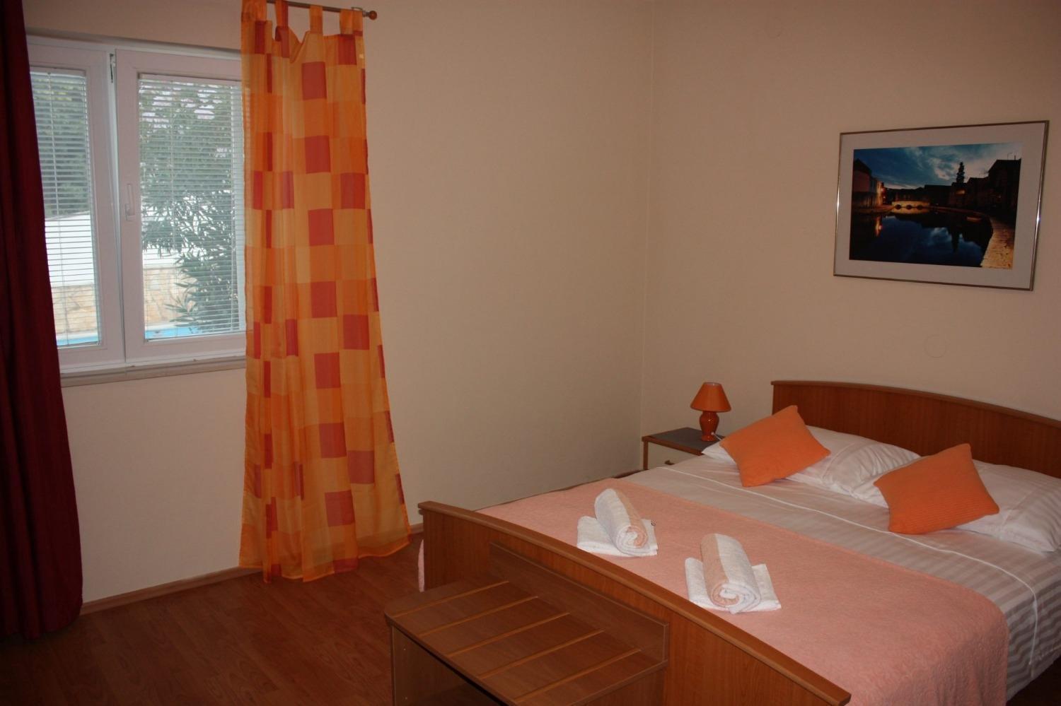 Apartment Niko Jelsa (Hvar)